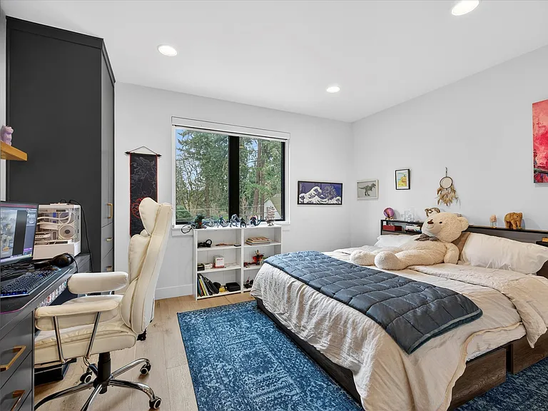 825 Ellis Ave — Photo 53