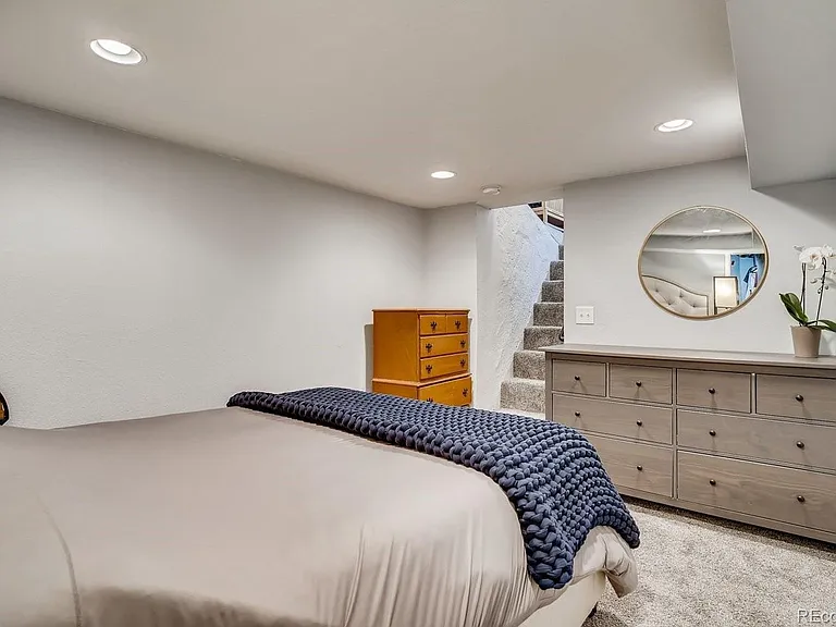 4032 N Pecos St — Photo 22