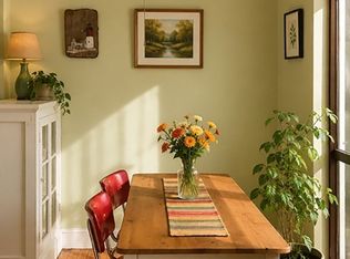 100 Madison Ave APT 6, Newton, MA 02460