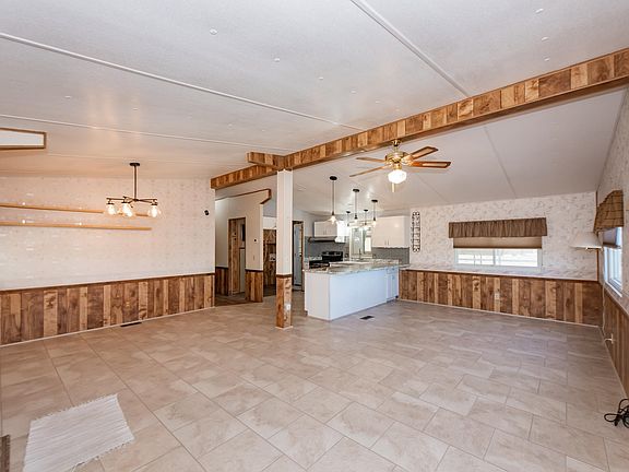 5th image of 11283 E 39th Pl