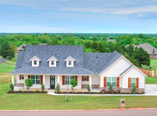 9960 Oakwood Dr, Edmond, OK 73025