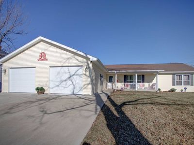 220 W Jefferson St, Pittsfield, IL, 62363