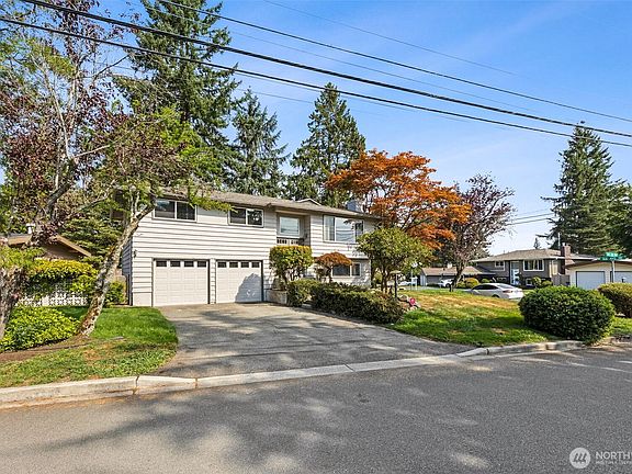 2nd image of 16518 NE 25th Place