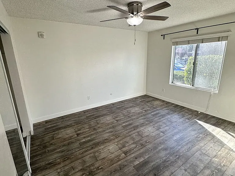 4221 4th Ave — Photo 27
