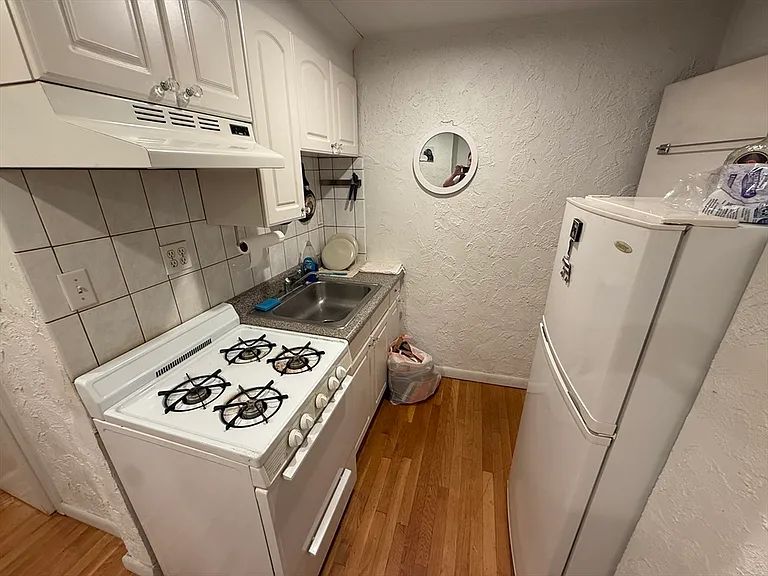 58 Prince St #5 — Photo 9