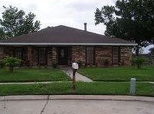 6940 Connaught Ct, New Orleans, LA 70128