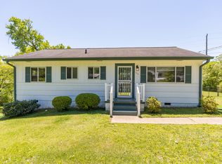 1214 Echo Dr, Hixson, TN 37343