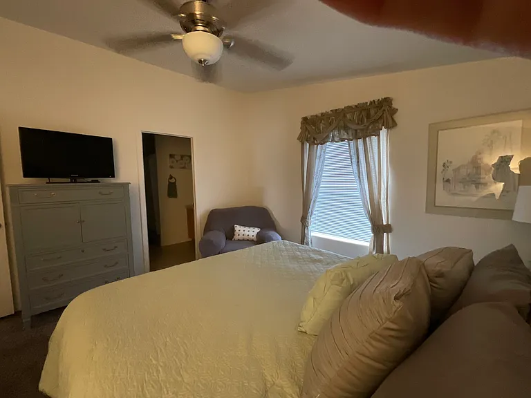 766 Holly St — Photo 19