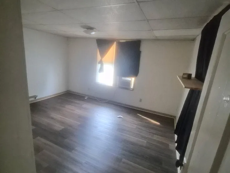404 E Main St #2 — Photo 5