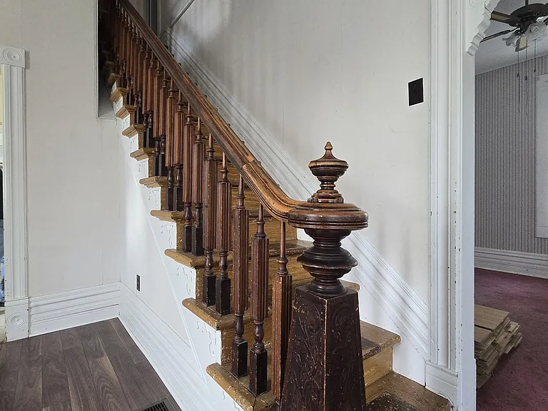 11507 Queen St W — Photo 10