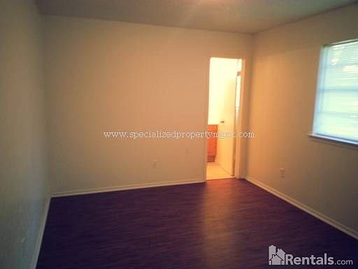 4th image of 1763 Americana Blvd