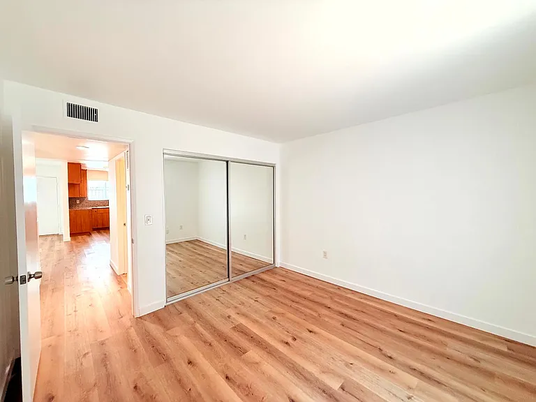 1059 Western Avenue — Photo 26
