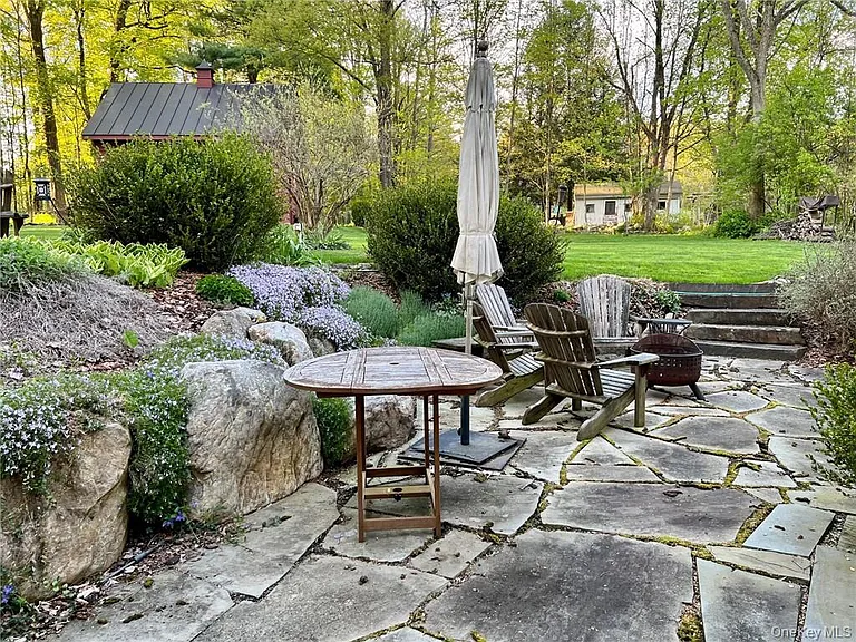 19 Mill Ln — Photo 20