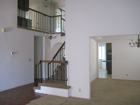 3rd image of 2777 Boncheff Dr
