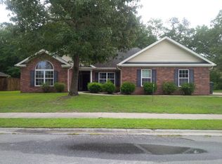 135 Arlen Dr, Midway, GA 31320