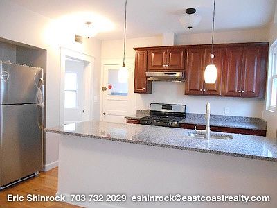 4th image of 15 Litchfield St #1