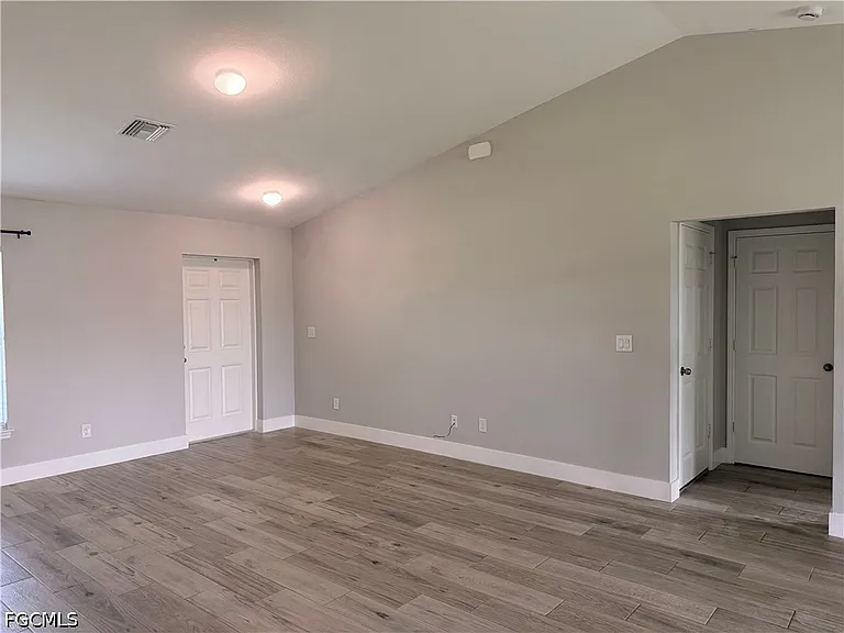 3214 NE 14th Place Cpe — Photo 11
