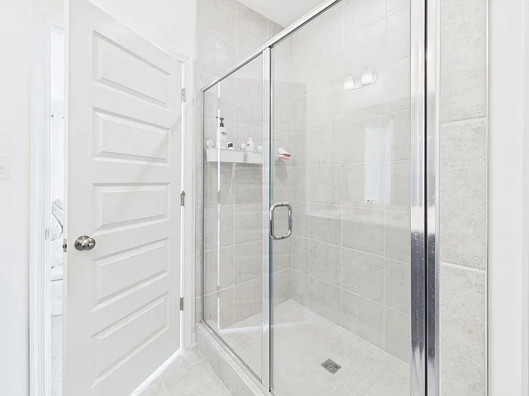 12102 Oxford Landing Dr #204 — Photo 24