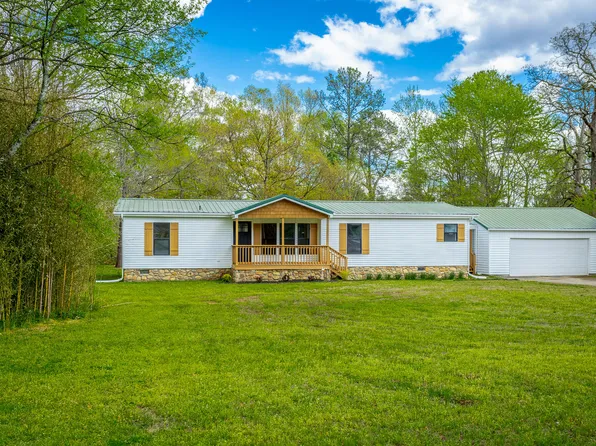 646 Prater Rd, Rossville, GA 30741