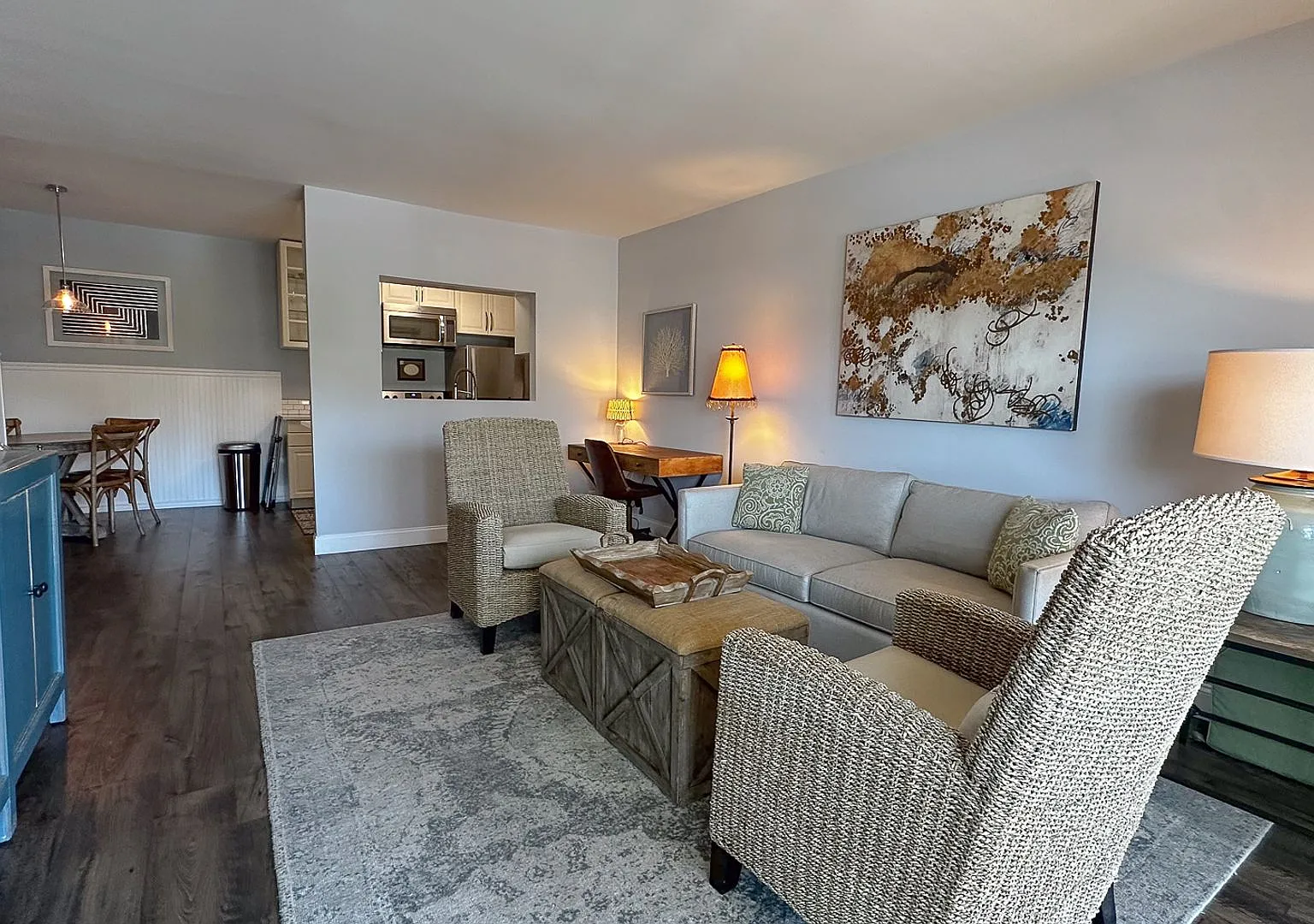 Hermosa Beach Condo with Ocean Views — Photo 2