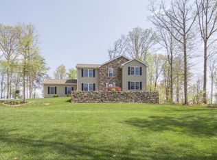 284 Rollingwood Ct, Troutville, VA 24175