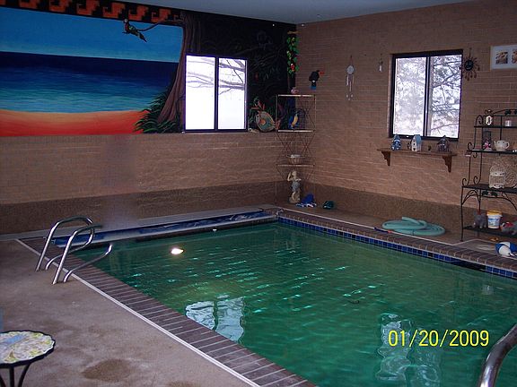 3rd image of 110 Country Club