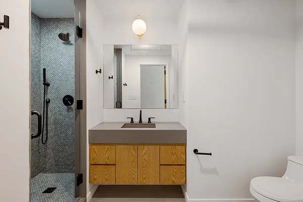 Sold by Building Equity Real Estate LLC | media 16