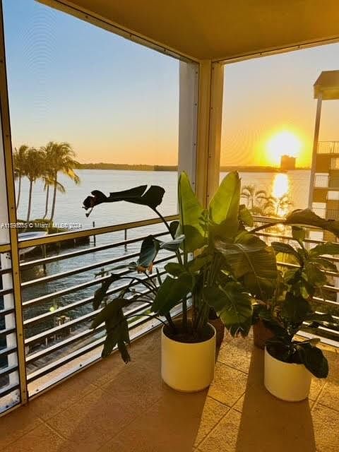 1st image of 105 Paradise Harbour Blvd APT 407