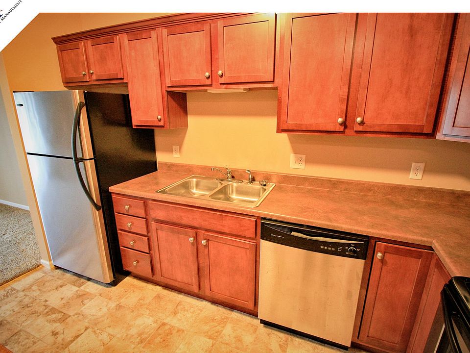1st image of 4612 E 15th St APT 102