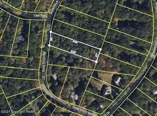 137 Gold Finch Rd, Bushkill, PA 18324