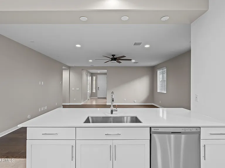 19568 W Rancho Dr — Photo 15