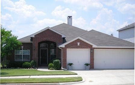 1st image of 7601 Parkwood Plaza Dr