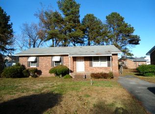 708 Boston Ave, Washington, NC 27889