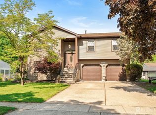 8 Heritage Way, Lawrence Township, NJ 08648