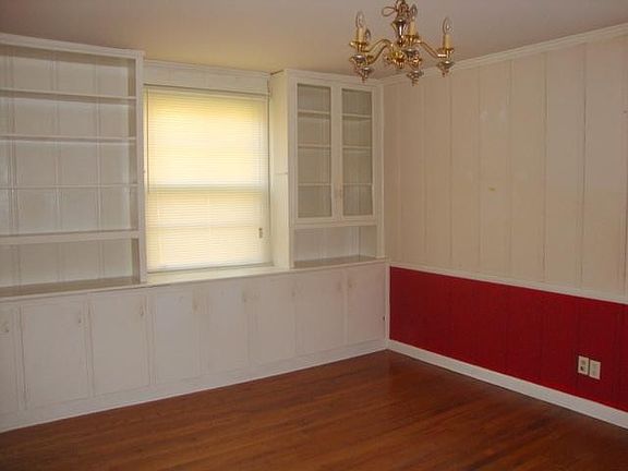 3rd image of 1702 Gardner Dr