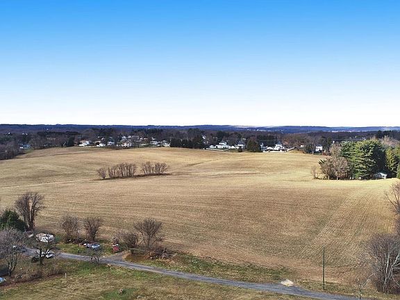 5th image of Rock Spring Rd