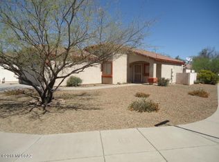 6586 W Wenden Way, Tucson, AZ 85743