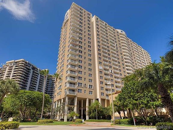 3rd image of 770 Claughton Island Dr APT 916