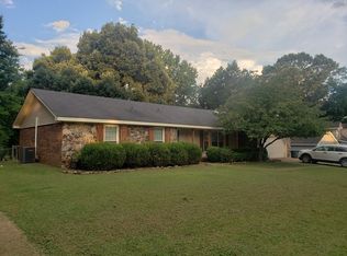 128 W Oak Hill Dr, Florence, AL 35633