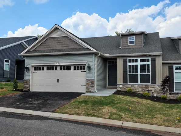 5435 Mendenhall Dr, Mechanicsburg, PA 17050