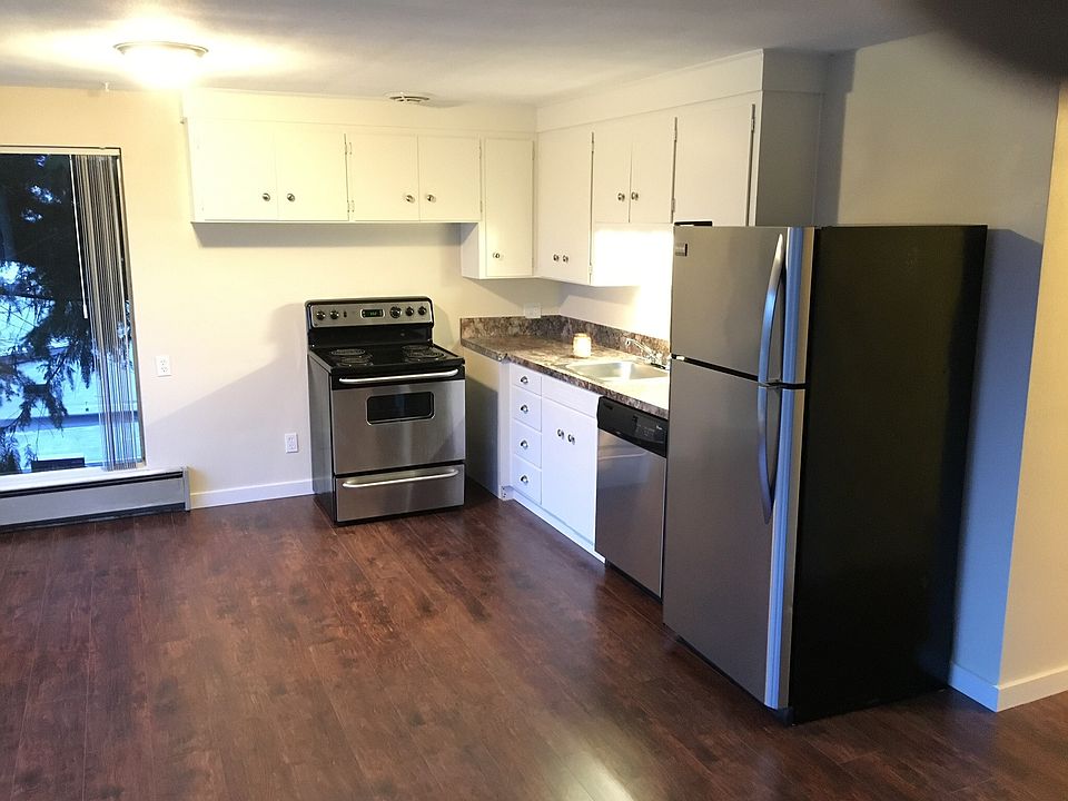 1st image of 12832 72nd Ave S #3