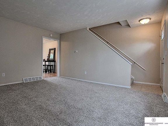 3rd image of 1901 Winnie Dr APT 4