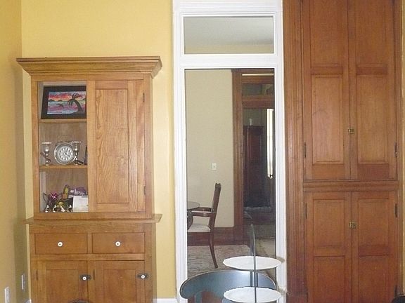5th image of 3714 Morris Pl