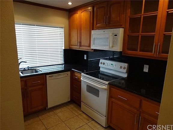 4th image of 18516 Mayall St Unit A