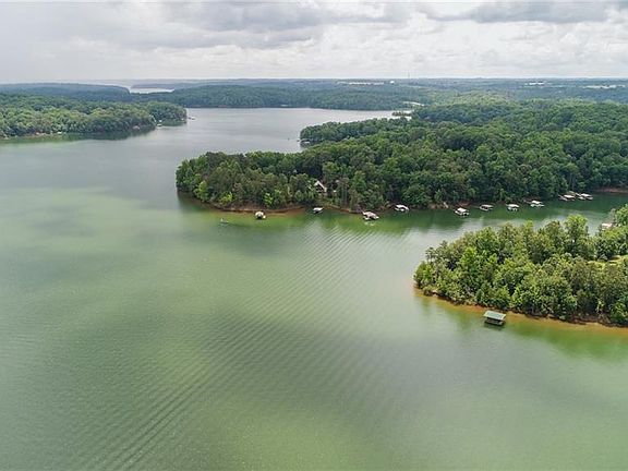 5th image of 148 Blue Water Pl