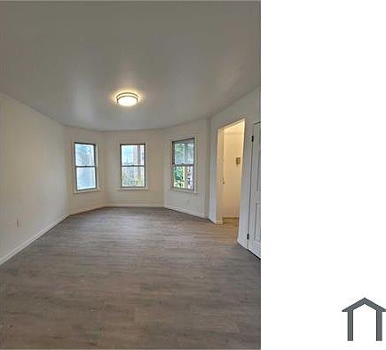 5th image of 302 S 1st Ave Floor 2