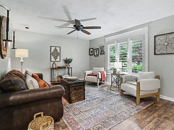 5th image of 802 Larkspur Dr