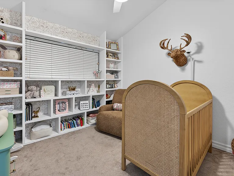 24601 Harbor View Dr #B — Photo 32