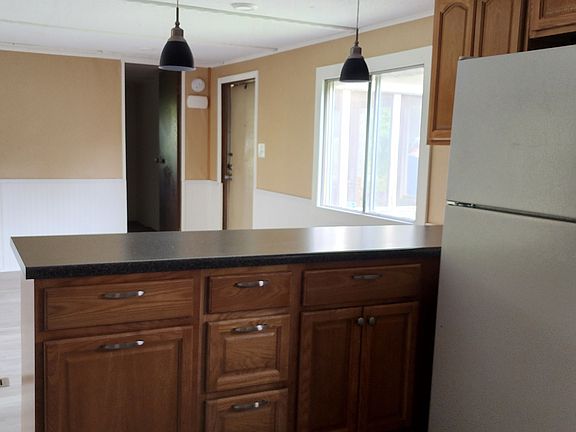 Additional cabinet space in the bar