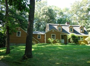 34 Telva Rd, Wilton, CT 06897